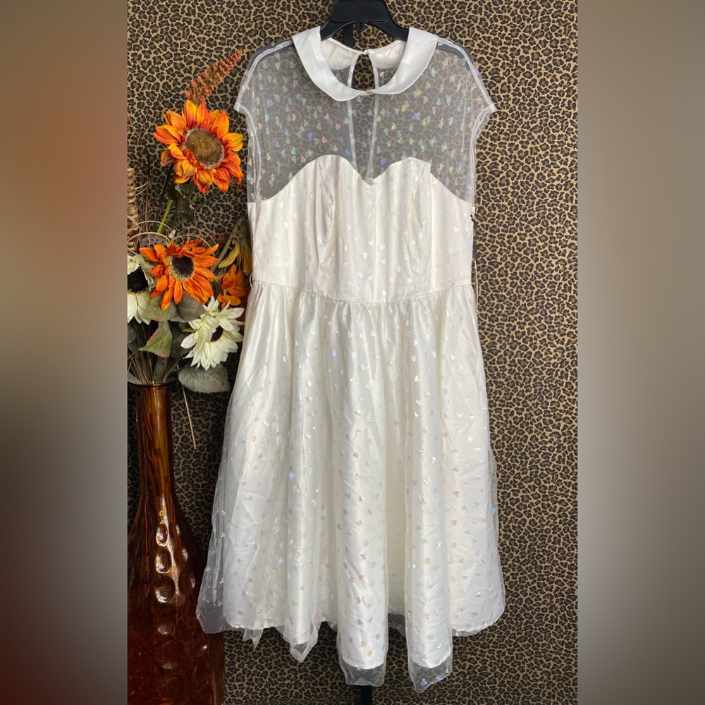 ❌SOLD❌🦋B2G1🦋UNIQUE VINTAGE White & Iridescent Heart Bridal Swing Dress  | 3XL - Picture 6 of 12